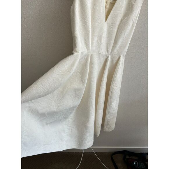 NWT Delpozo White Floral Pattern Short Dress Size 36FR - Picture 3 of 12